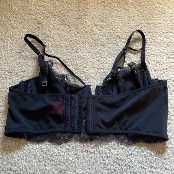 Black Lace Bra - Picture 8 of 10